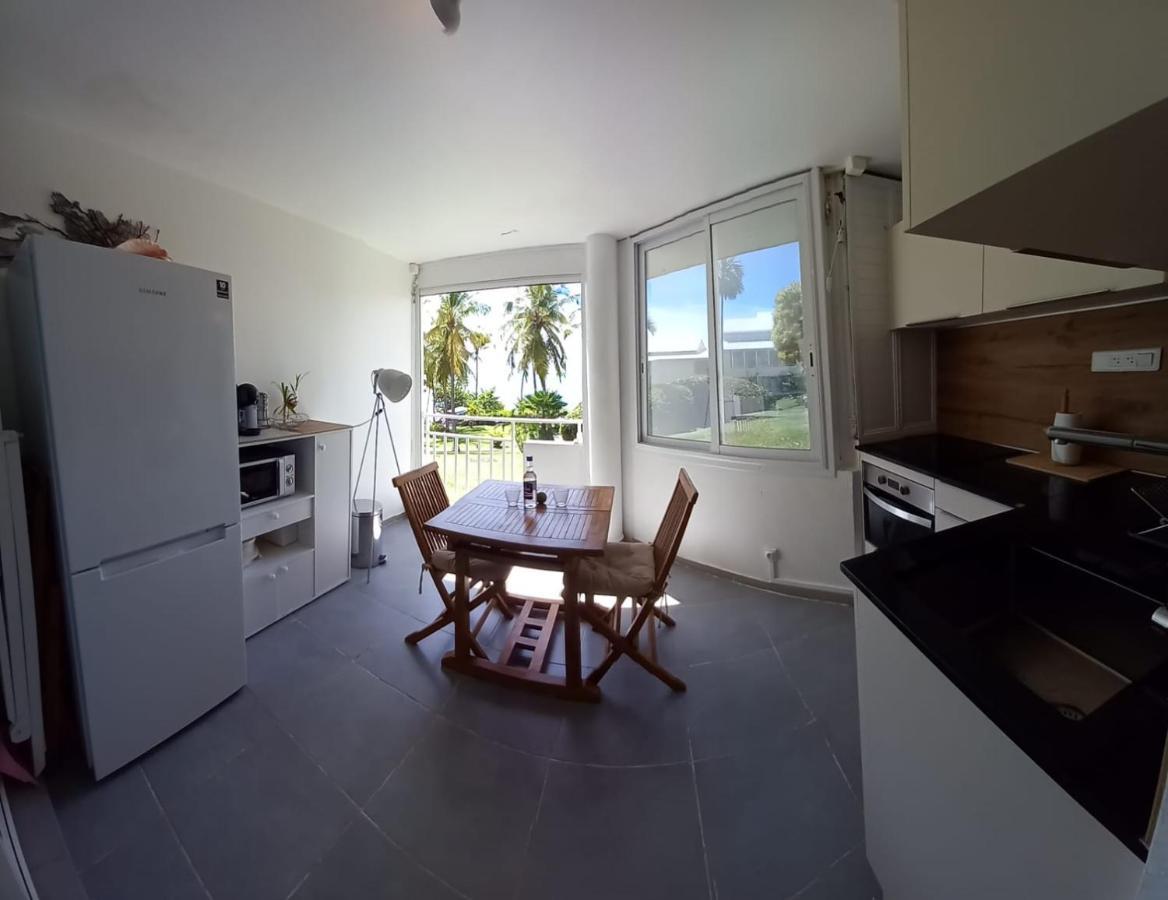 Grand Studio De 41 M², Vue Mer Et Jardin Tropical. Le Gosier  Ngoại thất bức ảnh